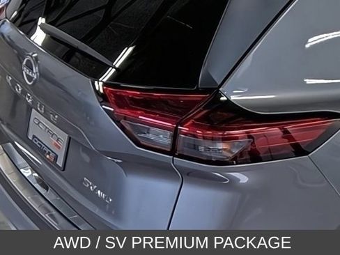 Used 2023 Nissan Rogue SV w/ SV Premium B Package AWD/4WD image 14