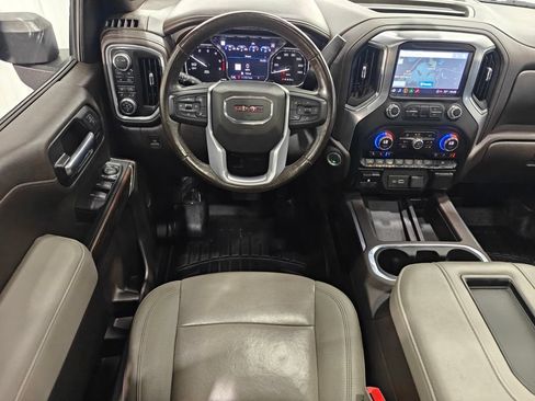 Used 2021 GMC Sierra 1500 SLT w/ SLT Premium Plus Package AWD/4WD image 4