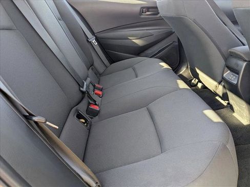 Used 2023 Toyota Corolla LE image 18