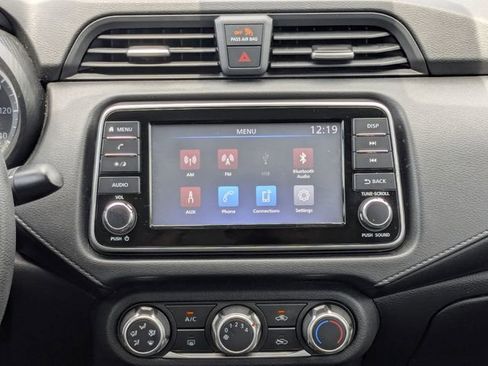 Used 2020 Nissan Versa S FWD image 20