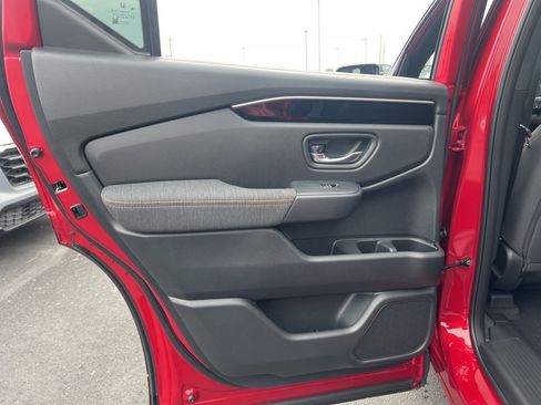 New 2025 Honda Pilot Sport image 26