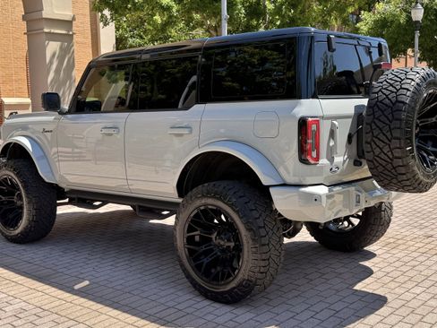 Used 2026 Ford Bronco Outer Banks AWD/4WD image 11