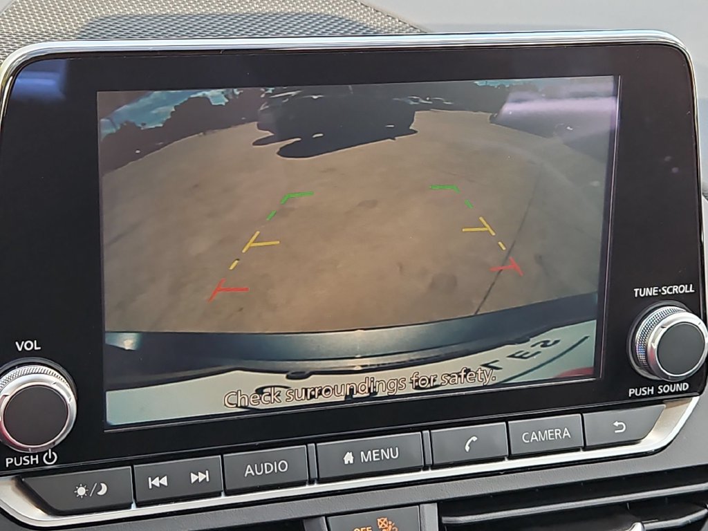 Used 2025 Nissan Altima 2.5 SV FWD image 18