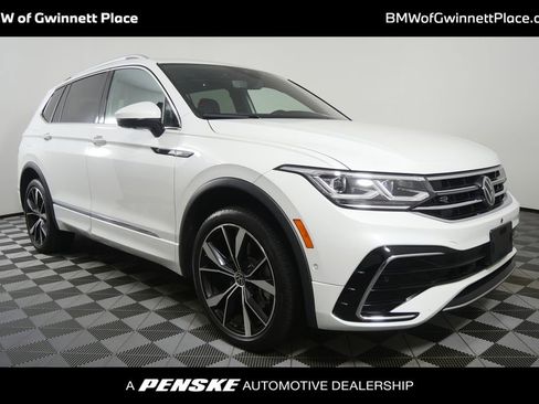 Used 2024 Volkswagen Tiguan SEL R-Line AWD/4WD image 1