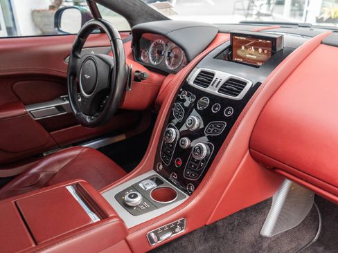 Used 2016 Aston Martin Rapide S image 12