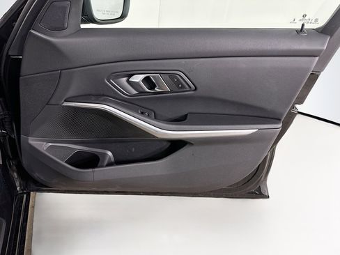 Used 2025 BMW 330i xDrive 330i xDrive image 33