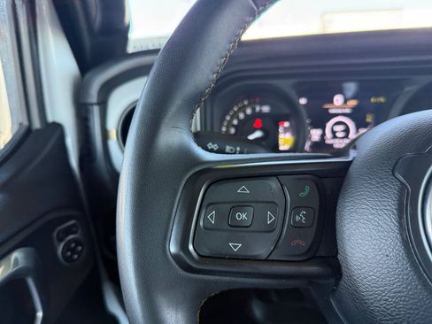 Used 2024 Jeep Wrangler Unlimited AWD/4WD image 20