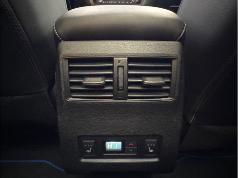 Used 2023 Mitsubishi Outlander SEL image 27