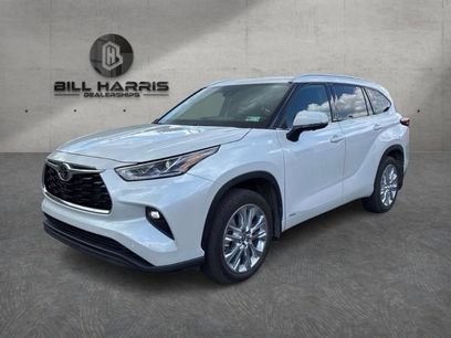 Used 2026 Toyota Highlander Limited