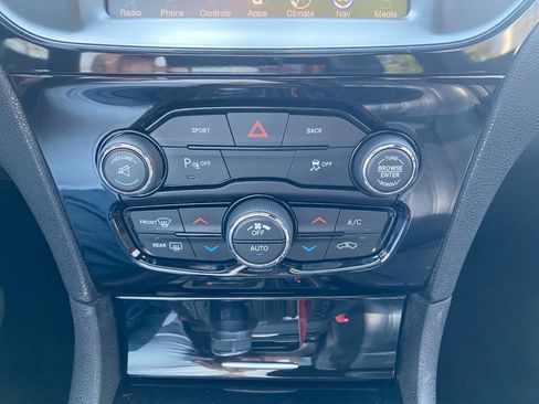 Used 2016 Chrysler 300 S w/ 300S Premium Group image 42