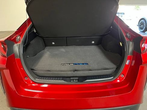 Used 2018 Toyota Prius Prime Premium w/ Carpet Mat Package FWD image 16