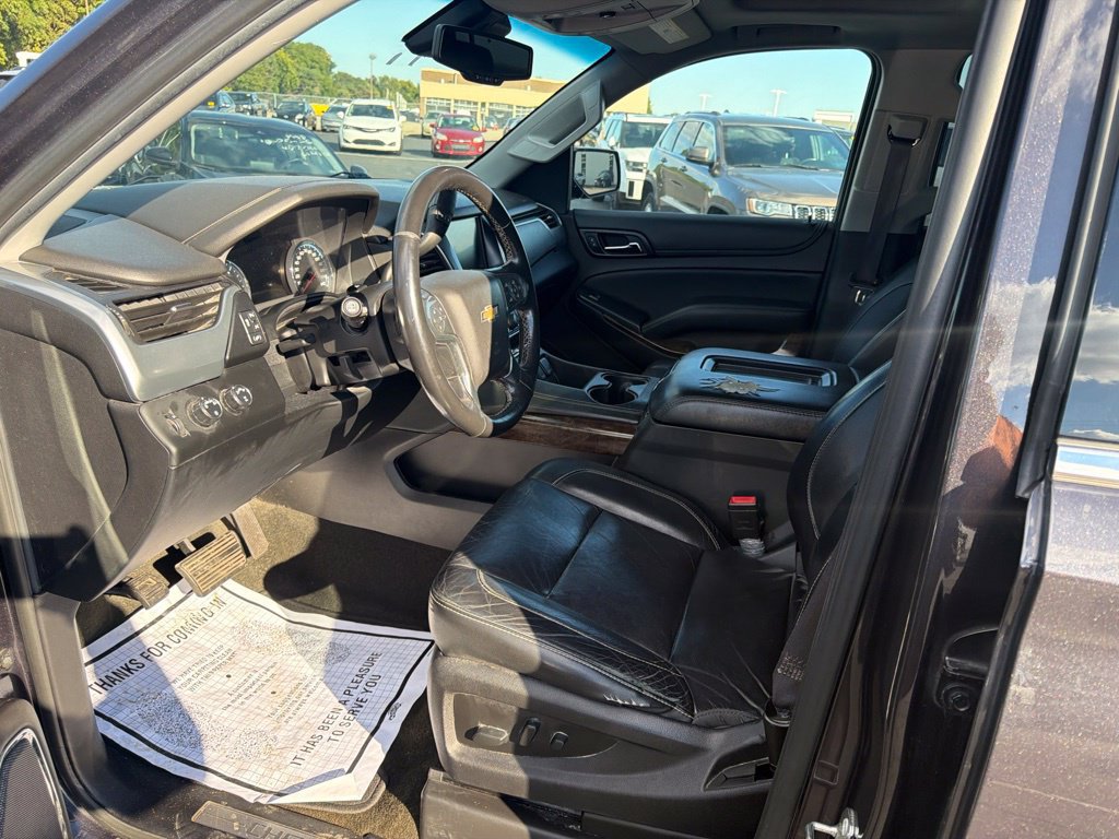 Used 2017 Chevrolet Suburban LT AWD/4WD image 10