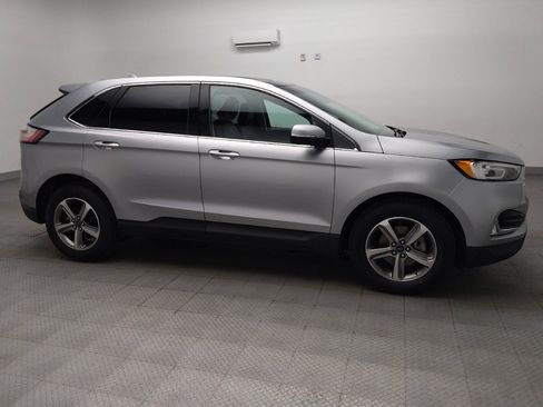 Used 2020 Ford Edge SEL w/ Convenience Package FWD image 11