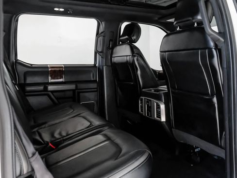 Used 2015 Ford F150 Platinum w/ Equipment Group 701A Luxury image 37