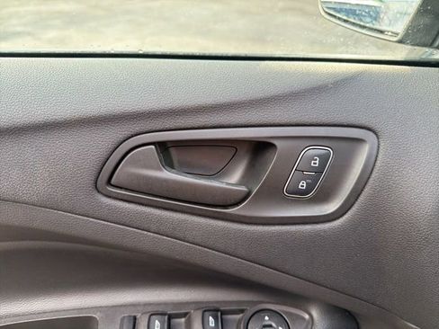 Used 2019 Ford Escape S image 17