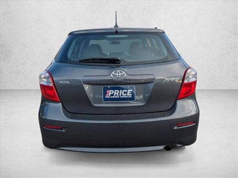Used 2010 Toyota Matrix image 6