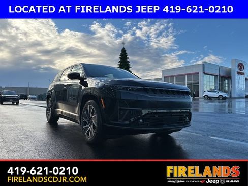 Used 2025 Jeep Wagoneer S Limited image 1