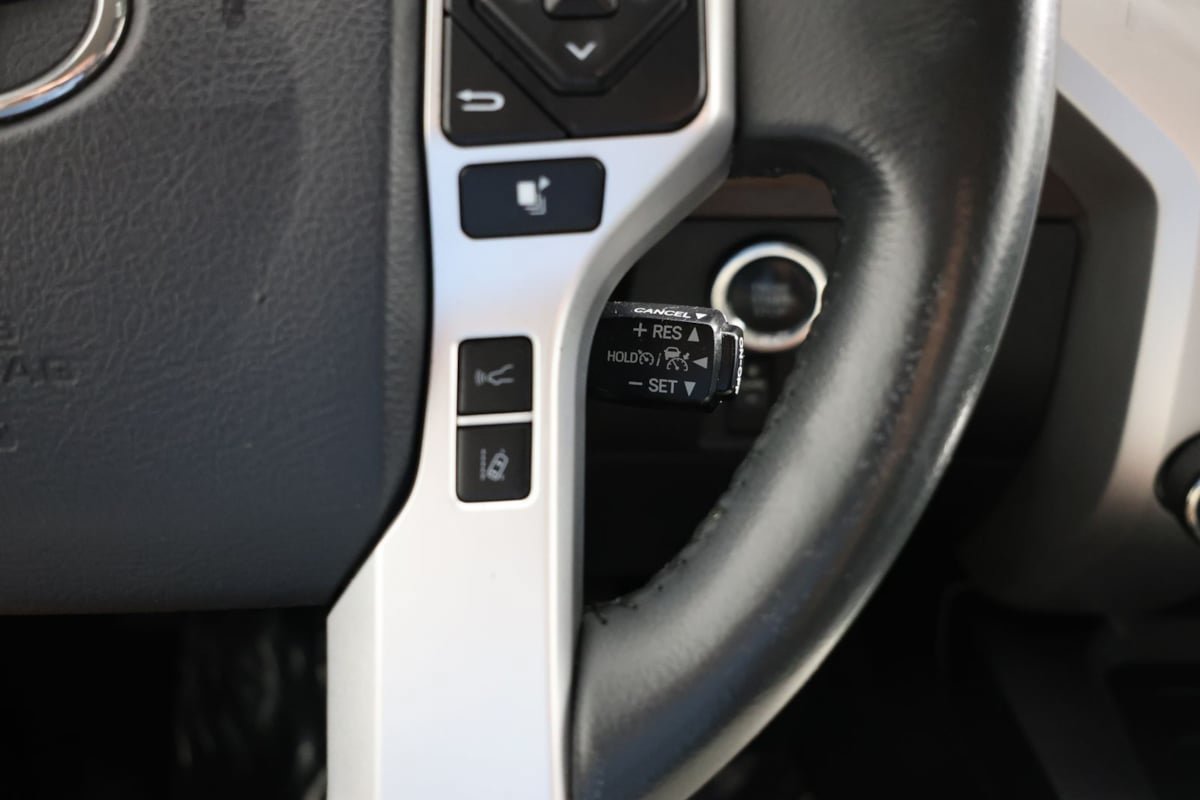 Used 2020 Toyota Tundra Limited AWD/4WD image 29