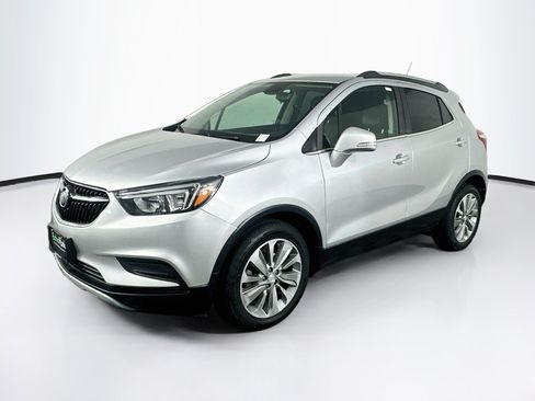 Used 2018 Buick Encore Preferred FWD image 3