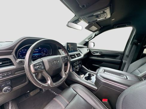 Used 2022 Chevrolet Tahoe RST w/ Luxury Package AWD/4WD image 9
