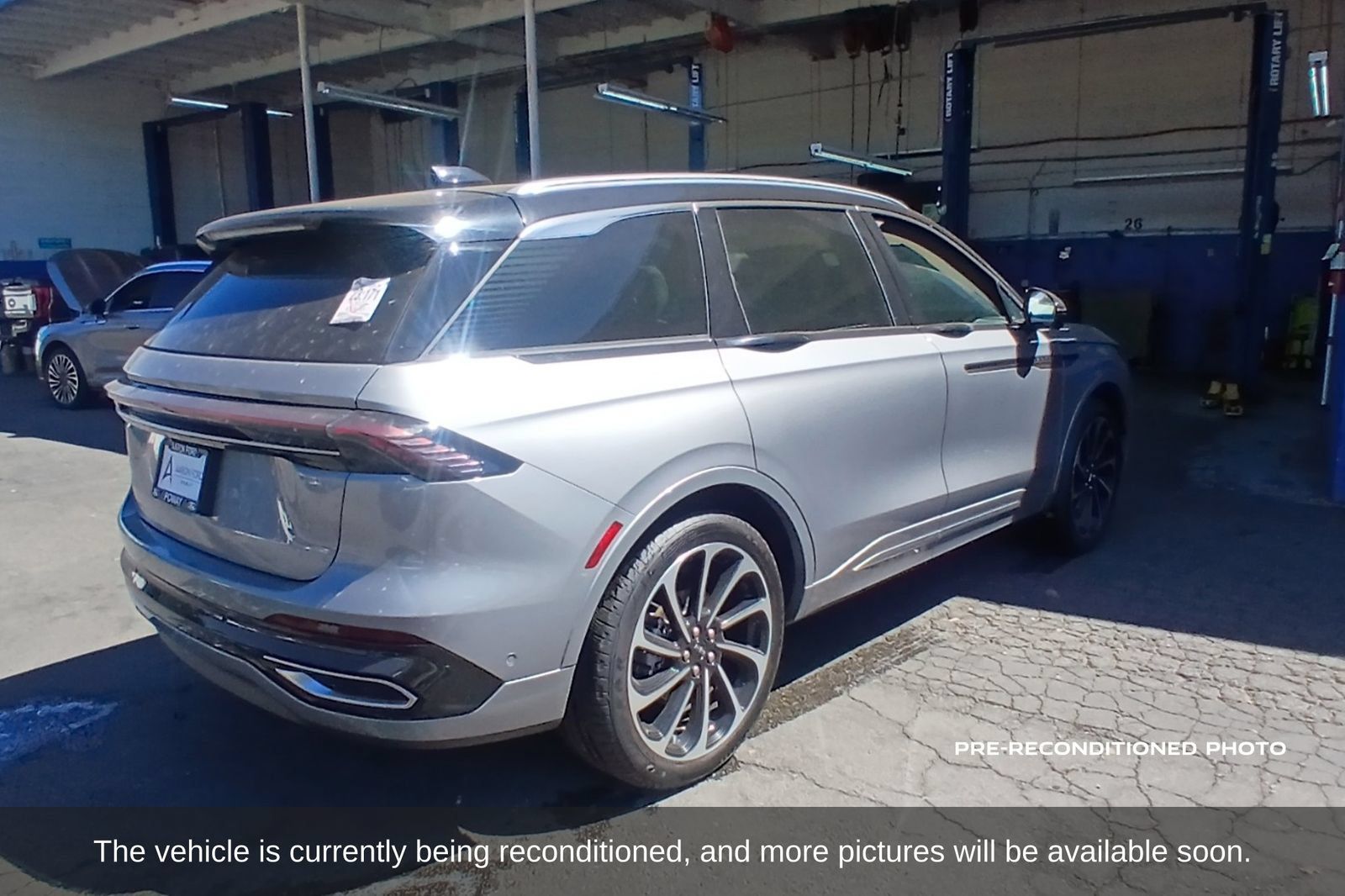 Used 2024 Lincoln Nautilus Black Label AWD/4WD image 6