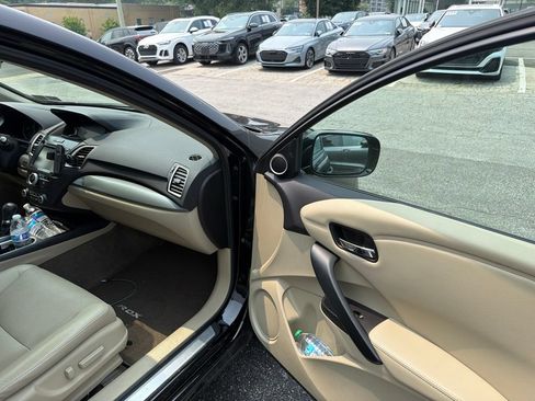 Used 2018 Acura RDX AWD w/ Technology Package image 7