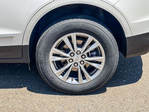 Used 2023 Cadillac XT5 Premium Luxury AWD/4WD image 5