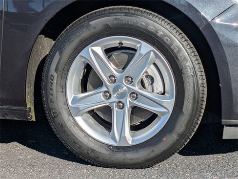 Used 2022 Chevrolet Malibu LS image 11