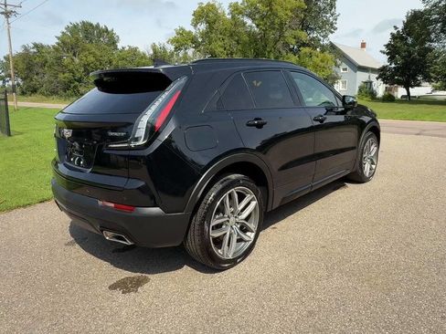 Used 2023 Cadillac XT4 Sport image 5
