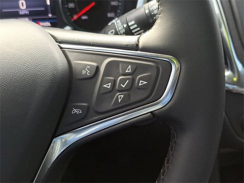 Used 2024 Chevrolet Equinox LT image 14