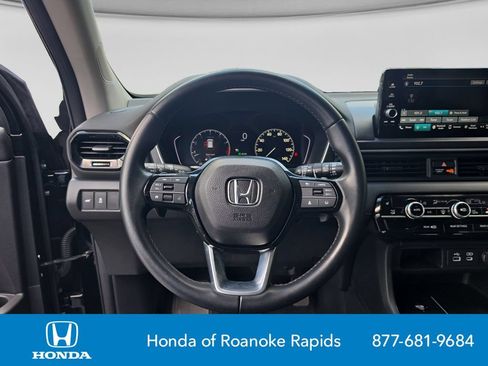 Used 2023 Honda Pilot EX-L image 13