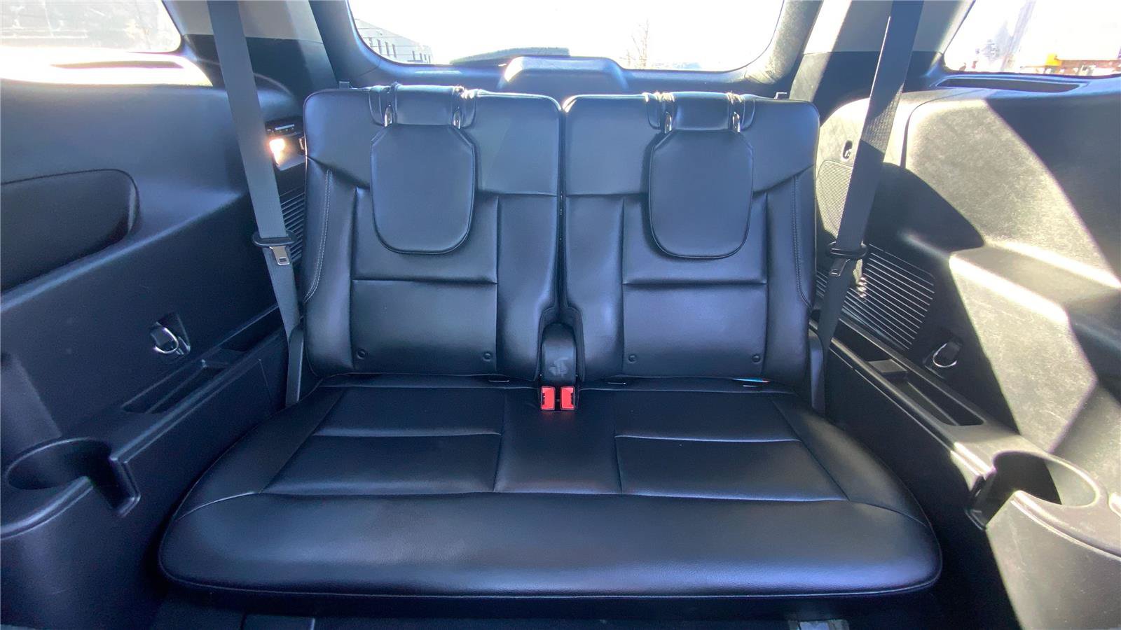 Used 2022 Ford Explorer Limited AWD/4WD image 38