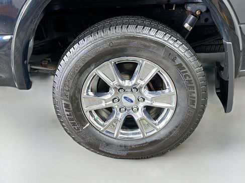 Used 2016 Ford F150 Lariat w/ Equipment Group 502A Luxury image 30