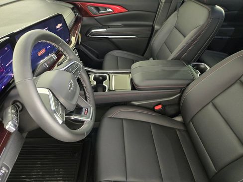 New 2026 Chevrolet Traverse Z71 w/ Driver Confidence Package AWD/4WD image 14