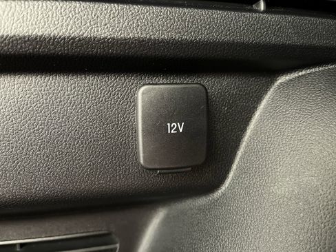 Certified 2022 Ford Escape Titanium AWD/4WD image 30