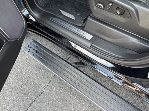 Certified 2023 GMC Sierra 1500 Denali AWD/4WD image 14