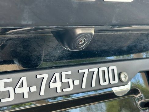 Used 2022 Kia Sorento EX FWD image 19