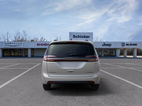New 2026 Chrysler Pacifica Limited w/ S Appearance Package image 33