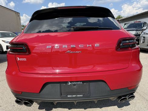 Used 2018 Porsche Macan AWD/4WD image 10