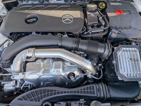 Certified 2025 Mercedes-Benz GLB 250 image 22