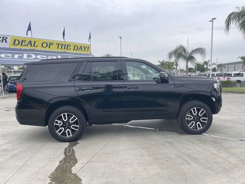 Used 2024 GMC Yukon AT4 w/ Max Trailering Package image 9
