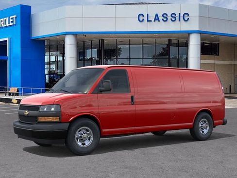New 2026 Chevrolet Express 3500 Extended RWD image 2