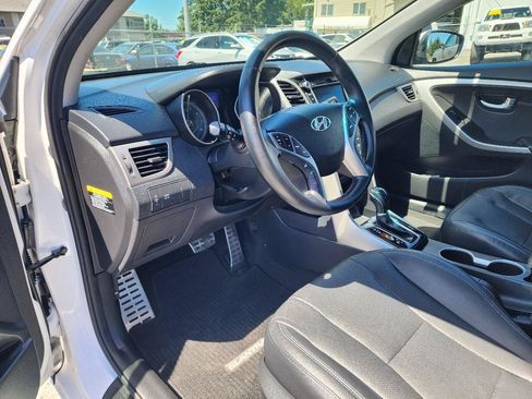 Used 2014 Hyundai Elantra GT w/ Option Group 03 FWD image 12