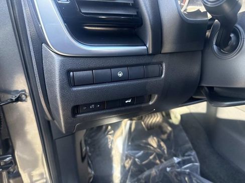 Used 2023 Nissan Rogue SV w/ SV Premium Package image 22