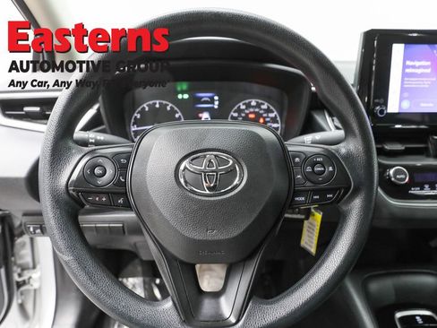 Used 2023 Toyota Corolla LE image 10