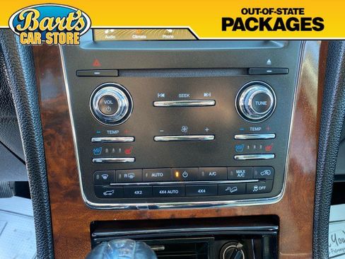 Used 2017 Lincoln Navigator Select image 34