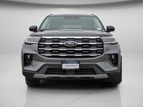 New 2026 Ford Explorer Active w/ Active Comfort Package image 3
