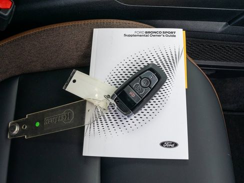 Used 2025 Ford Bronco Sport Outer Banks w/ Outer Banks Tech Package+ image 39