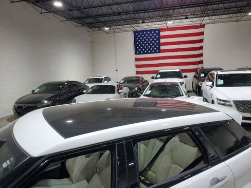 Used 2017 Land Rover Range Rover Evoque HSE image 46