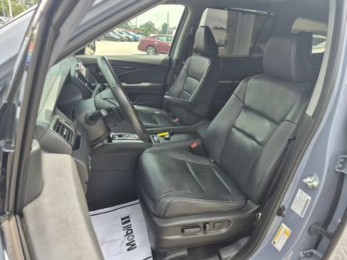Used 2022 Honda Pilot Touring image 12